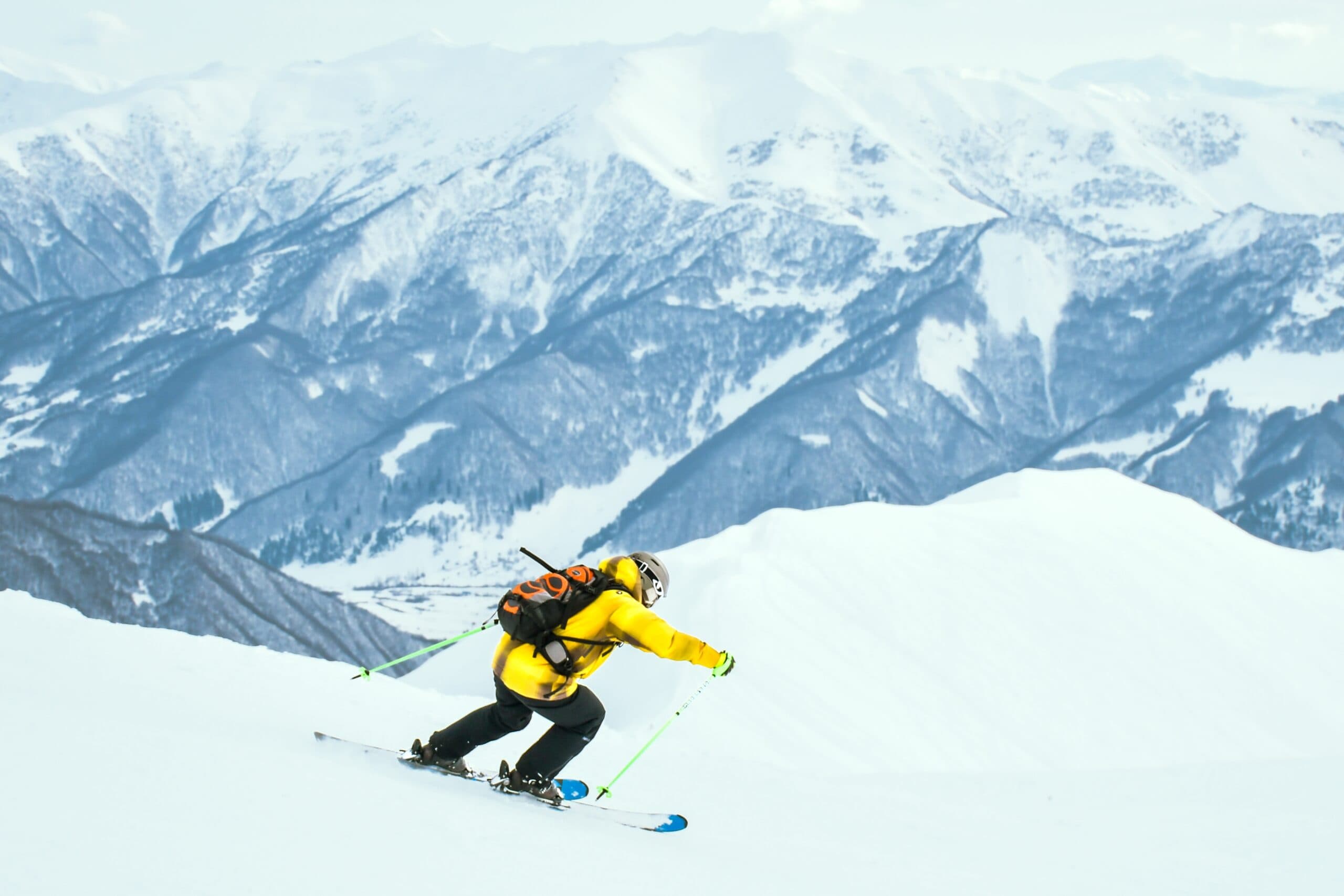 close,up,dynamic,sports,banner,of,man,skier,on,piste